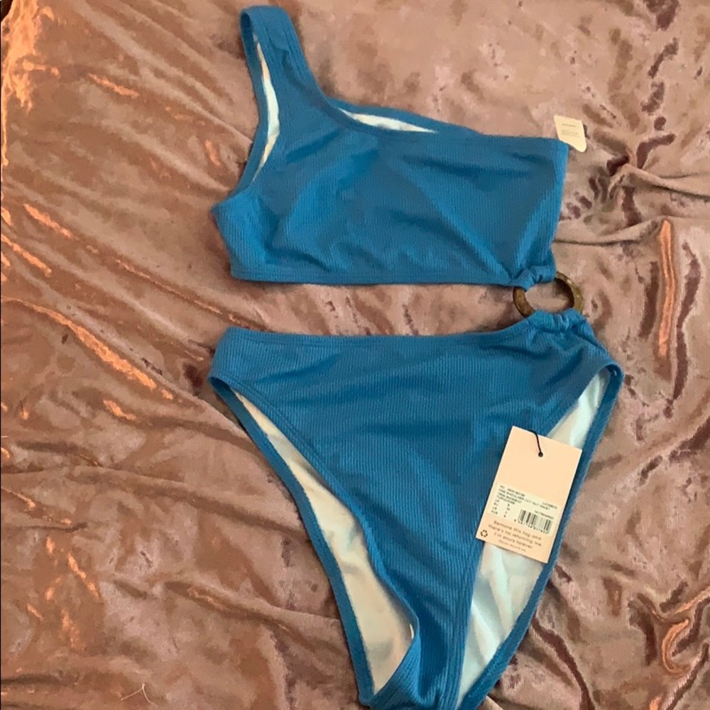 Misguided One shoulder cut out waist